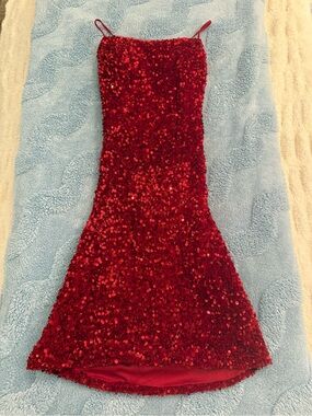Venlian Sequin Mini Dress Medium (Red)